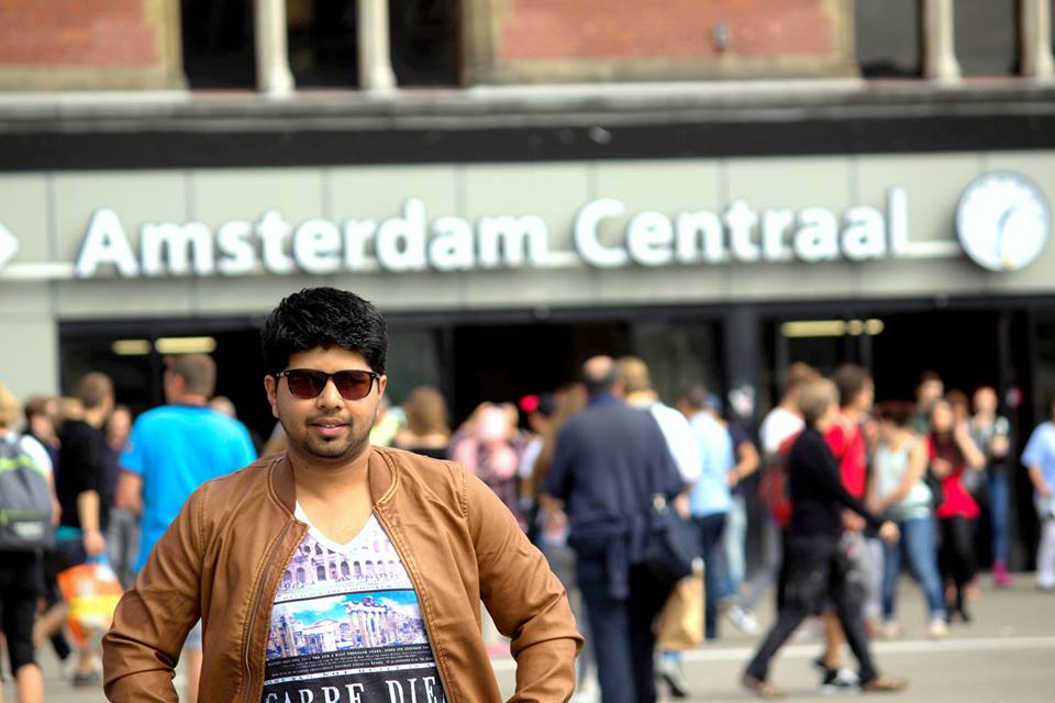 Want to host people in my house at Amsterdam