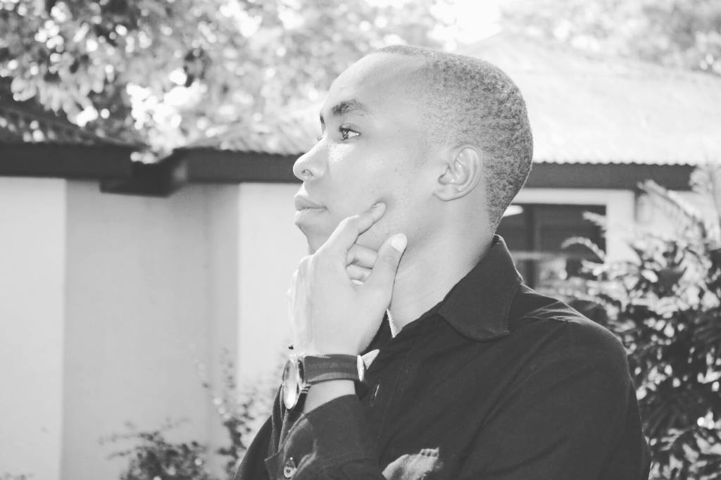 Home stay and free couch in Arusha