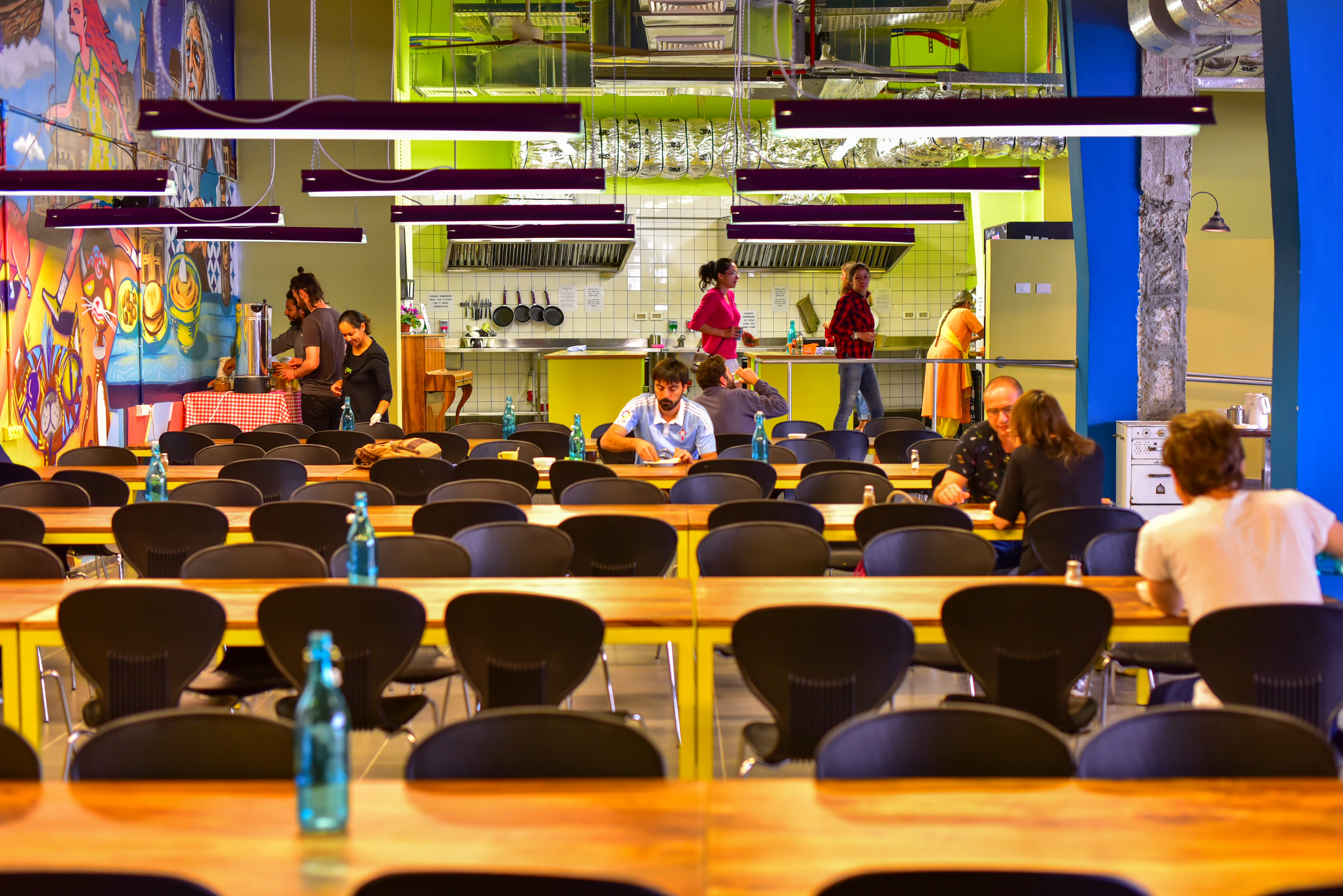 Brand new Abraham Hostel Tel Aviv is seeking volunteers!