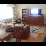 Cure my boredom and stay for free! Only interesting people!