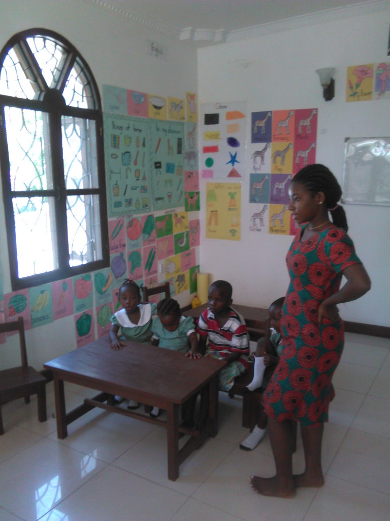 Stay in Dar es Salaam & volunteer to Teach English language, French, build a play area/ground, or bring other worldly experience for Kindergarten children.