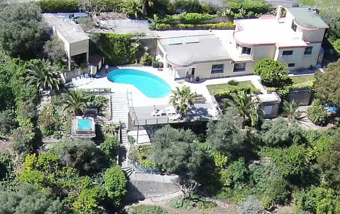 Luxurious Villa CLEMENT